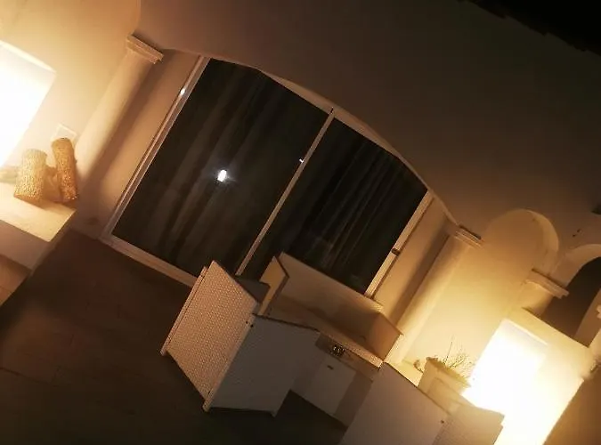 招待所 Hacienda La Demeure 圣弗洛朗