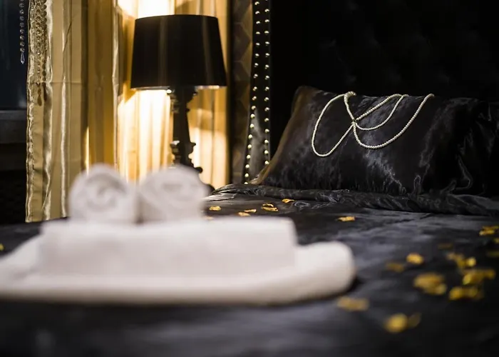 Hacienda La Demeure 招待所 4*