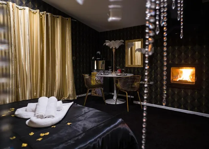 Hacienda La Demeure 招待所 4*