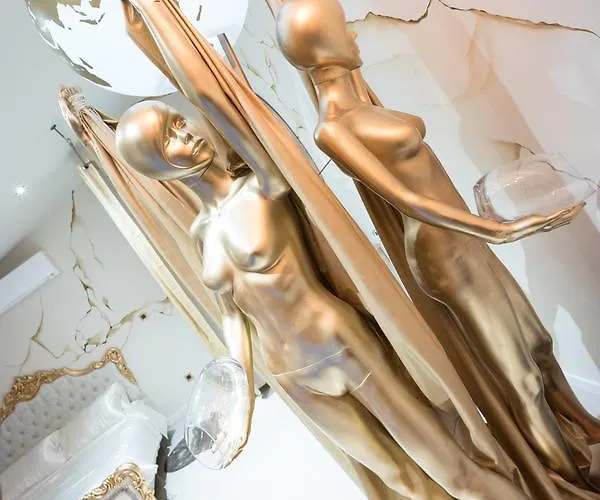 Hacienda La Demeure 招待所 4*