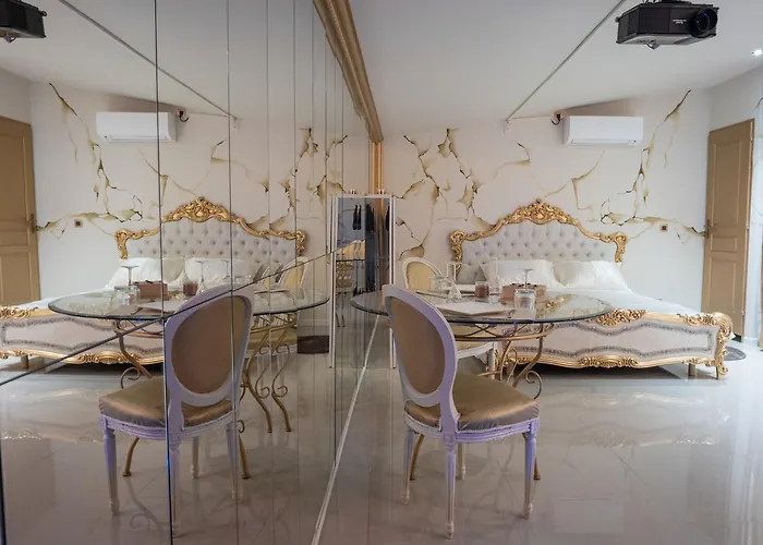 招待所 Hacienda La Demeure 圣弗洛朗