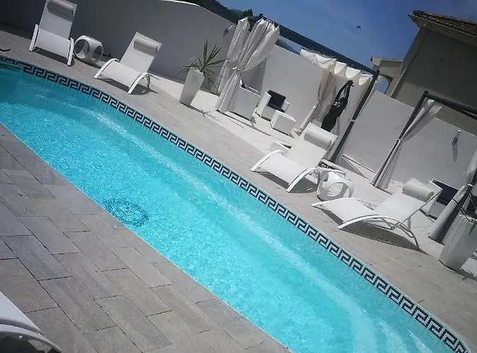 招待所 Hacienda La Demeure