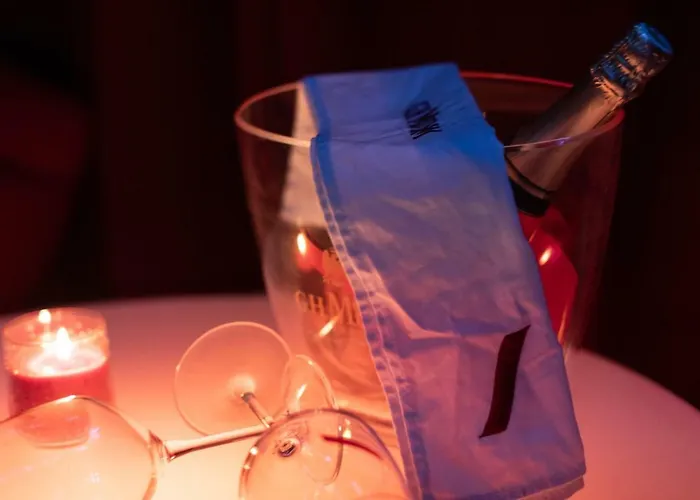 招待所 Hacienda La Demeure 圣弗洛朗