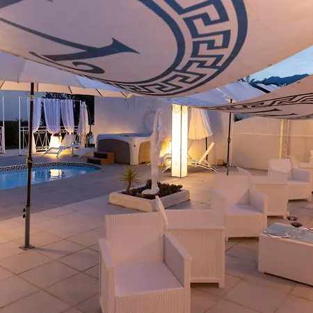 Hacienda La Demeure 4*