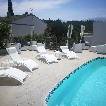 Hacienda La Demeure 4*