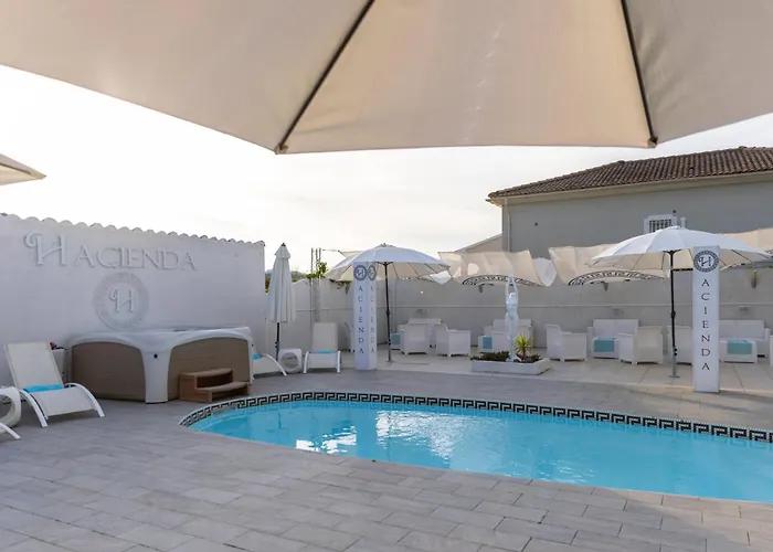 Hacienda La Demeure 4* Saint-Florent (Corsica)