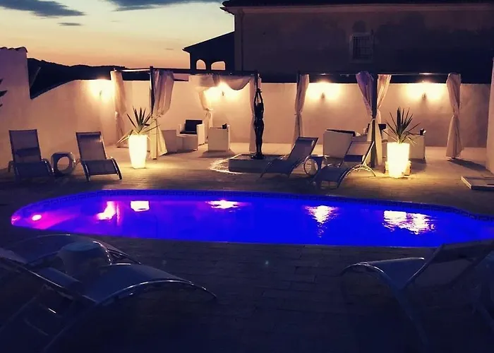 Hacienda La Demeure Saint-Florent (Corsica)